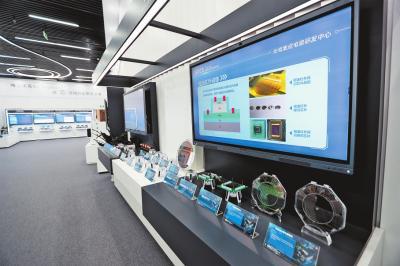 世界工廠如何升級創(chuàng)造基地 河南黨政代表團(tuán)赴粵鄂學(xué)習(xí)考察的科技啟示